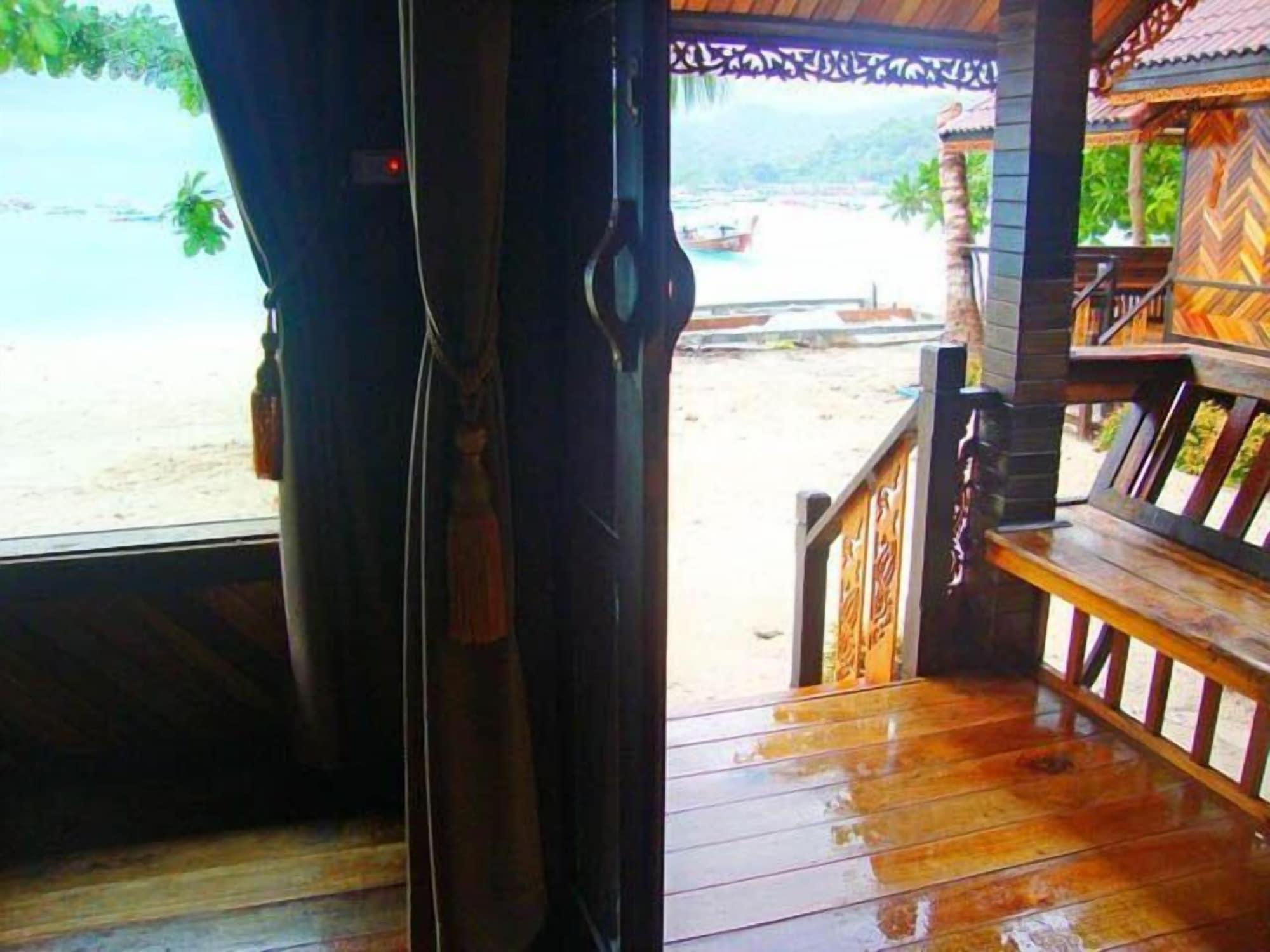 Phi Phi Sand Sea View Resort Zewnętrze zdjęcie